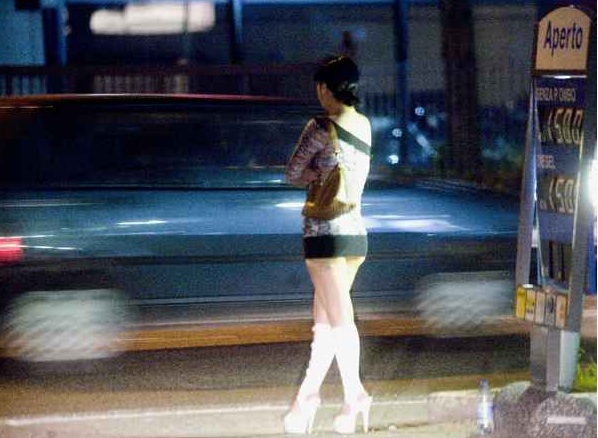 prostituta strada