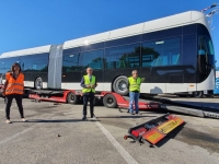 Metromare: è arrivato il primo bus, almeno due mesi per tutti gli altri