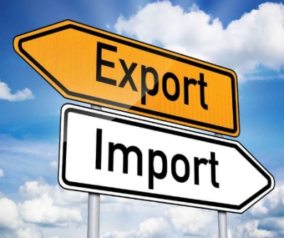 Economia, “ottima crescita” dell’export nel primo semestre, ma il commercio cala