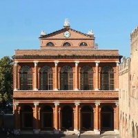 Teatro Galli, servono 450mila euro per scenografie e camerini