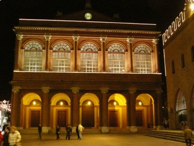 Teatro Galli, variante da 150mila euro per l’acustica