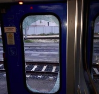 Stazione, vandalizzati tre treni nella notte