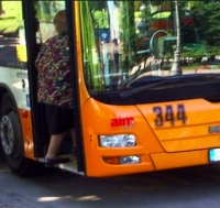 Abbonamenti bus, 60mila euro per agevolazioni anziani, disabili e famiglie numerose