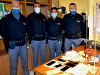 Centrale di spaccio a Miramare: uomo in overdose, arrestati i pusher
