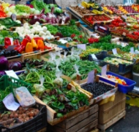 Santarcangelo, domani riapre il mercato alimentare (in piazza Marini)
