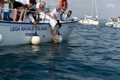 Le ‘vele bianche’ sono salpate, a bordo 50 disabili