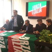 Regionali, Forza Italia apre le danze. Le liste civiche con il centrodestra