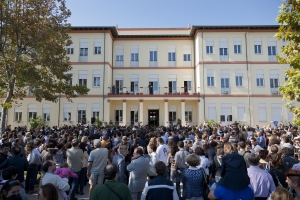 Ripartire dalla scuola. La Karis presenta la sua raccolta fondi