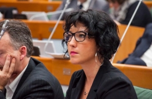 Aeroporto, Sensoli: “Poltronificio per ex politici”
