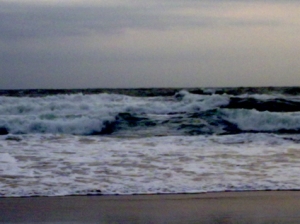 Mare agitato, scattata a mezzanotte fase d&#039;attenzione