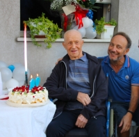 A Cattolica si festeggiano i 100 anni di nonno Antonio