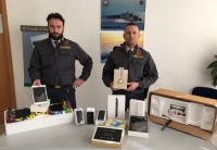 Giochi abusivi, sequestrati xbox, tablet e smartphone
