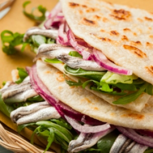 Coronavirus, nuove restrizioni per piadinerie e pizzerie da asporto