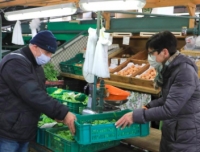 Riapre il mercato alimentare alle ex Padane: obbligo di mascherina