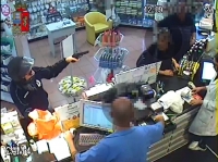 Arrestato il rapinatore delle farmacie (foto e video)