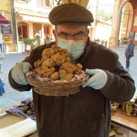 Sagre, a Sant&#039;Agata torna la Fiera del tartufo