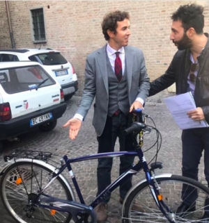 Commissione sicurezza, consigliere derubato