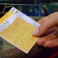 Coronavirus, posticipati i bolli auto in scadenza