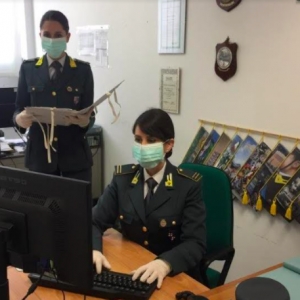 Otto lavoratori in nero, tre con reddito di cittadinanza