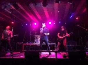 Band E-R a Manchester &#039;contro terrore’