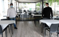 Bar e ristoranti, ecco le regole della Regione su distanze e igiene