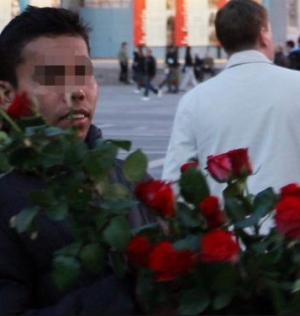 Rose abusive a San Valentino, sequestrati sei mazzi