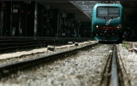 Stazione, sventato tentativo di suicidio
