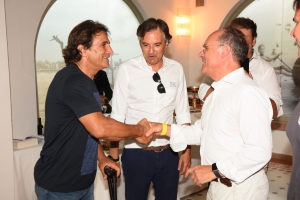 Zanardi, bagno di folla a Misano. “Io? Mai senatore a vita”
