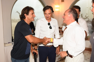 Zanardi, bagno di folla a Misano. “Io? Mai senatore a vita”