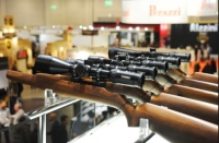Fiera armi a Vicenza, la Papa Giovanni si appella a sindaco Gnassi