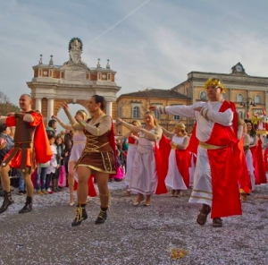 Santarcangelo, domenica parte il 15esimo Carnevale