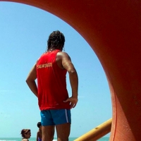 Sindacati: non esistono spiagge sicure senza marinai di salvataggio