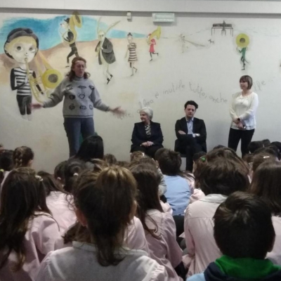 Scuola, i bimbi riminesi studiano Fellini