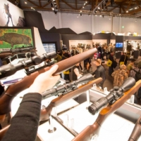 Fiera delle armi, esposto al garante per l’infanzia