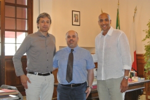 Gnassi incontra la chiesa evangelica, testimone Carlton Myers