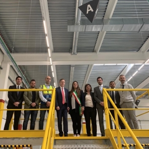 Santarcangelo, inaugurato deposito di smistamento Amazon