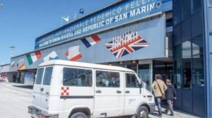 Accordo fra taxisti e Airiminum: 15 euro una corsa da e per l&#039;aeroporto