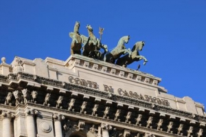 Cassazione, linea dura su maestre violente