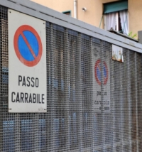 Passi carrai, la commissione approva la tassa