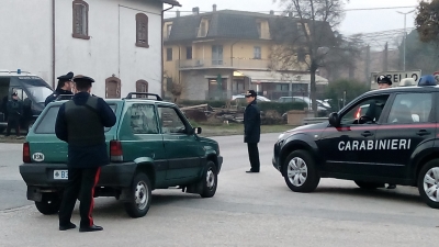 Finge il furto dell’auto perché non sa dove andare a dormire