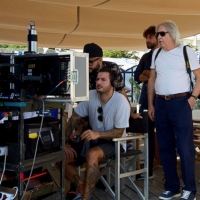 Sotto il sole di Riccione, conto alla rovescia per il film su Netflix