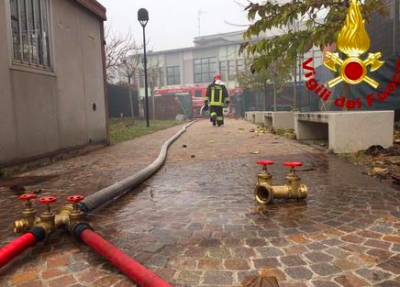 Coriano, casa a fuoco per phon acceso: morti 6 cani