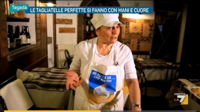 Le tagliatelle perfette si fanno con mani e cuore