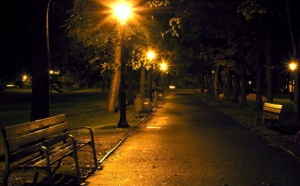 Rapinato al parco con un tagliaunghie, arrestato tunisino
