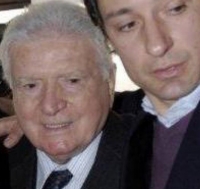 Zavoli, al teatro Galli la camera ardente