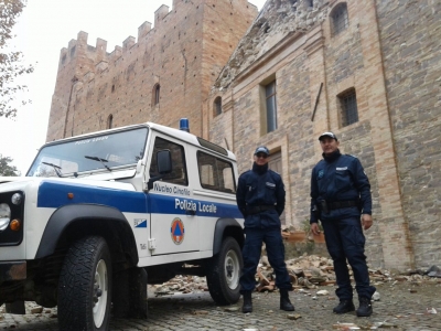 Agenti in servizio nelle aree colpite dal terremoto