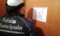 Viserba, sigilli al residence delle prostitute