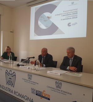 Confindustria, “manufatturiero in calo, collegamenti carenti. Parco del mare: opportunità, ma non basta”