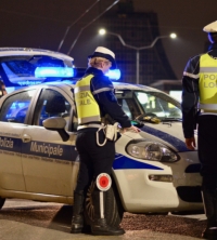 Guida in stato di ebbrezza, 8 patenti ritirate