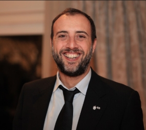 Giunta Tosi, lascia l’assessore al bilancio Monaco